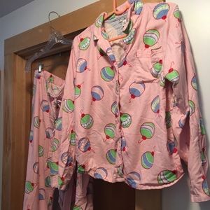 Tommy Hilfiger Holiday Pajamas - 2 piece - Size Lg